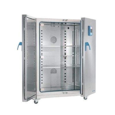 Inkubator mikrobiologiczny z naturalnym obiegiem powietrza model Heratherm IGS 750 Thermo Scientific